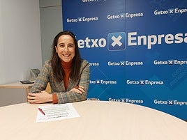 Nuria Ruiz de Hilla, gerente de Getxo Enpresa en la oficina de la calle Arene en Algorta.