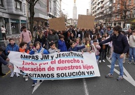 La manifestación del 29 de marzo partió de la sede del Gobierno vasco en el Sagrado Corazón y finalizó en las oficinas centrales de ELA.