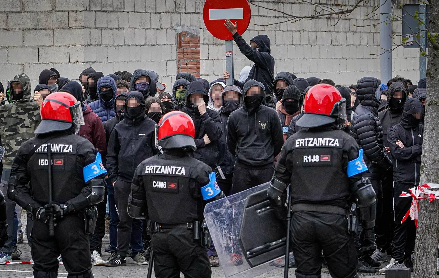 Las imágenes del desalojo del gaztetxe de Rekalde