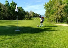 Balonazos de precisión en Galdakao: el footgolf llega a Bizkaia