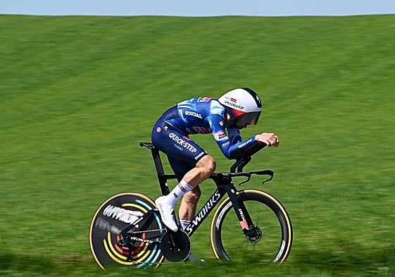 Schachmann retoma su idilio con la Itzulia y Enric Mas se queda casi sin opciones