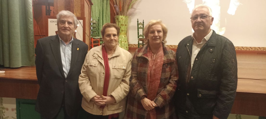 Antonio Llorens, Josefa Flores, Mari Cruz Polo e Ignacio Iglesias. 