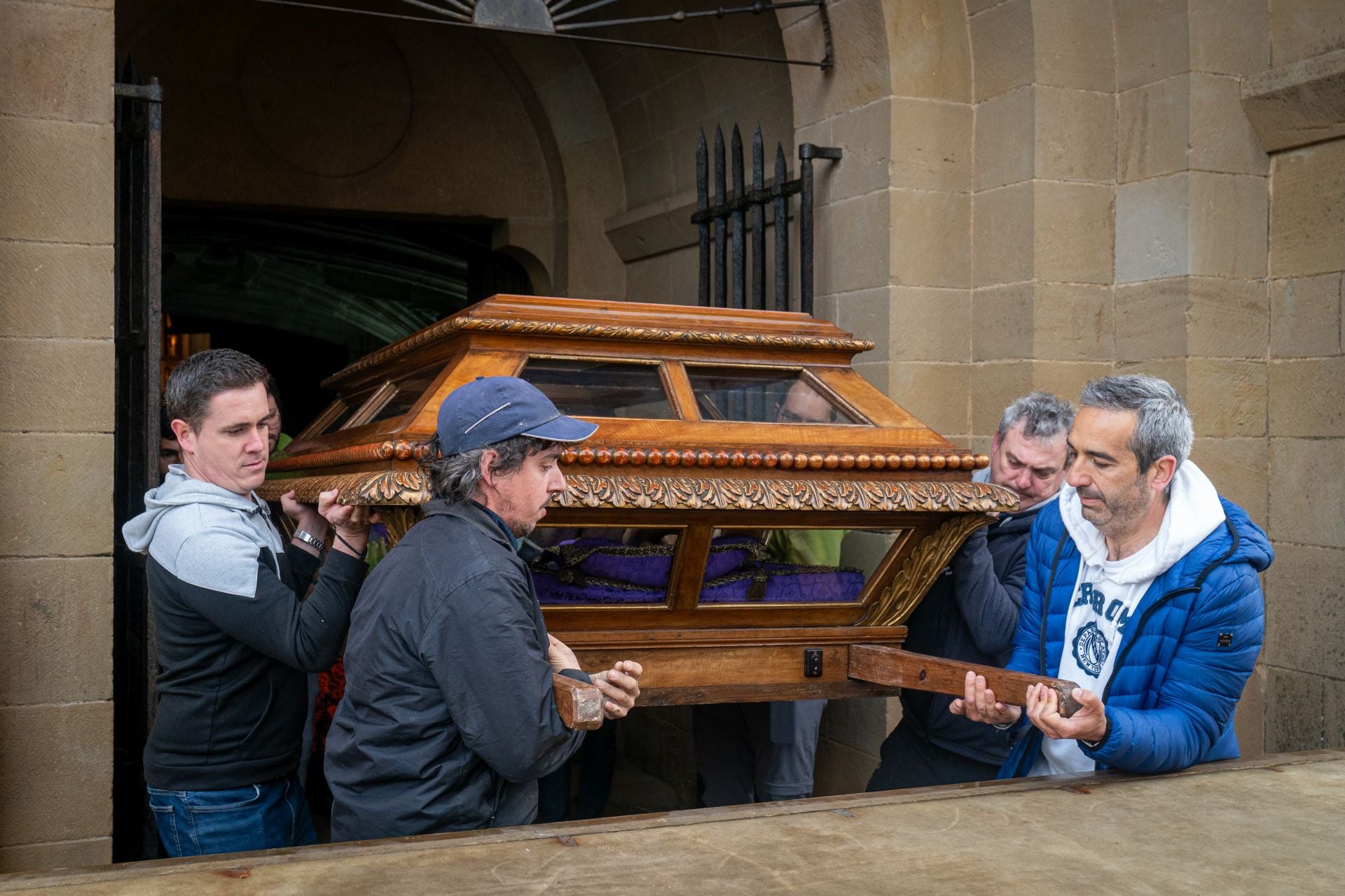 Del Cristo descendido a los Judas en llamas