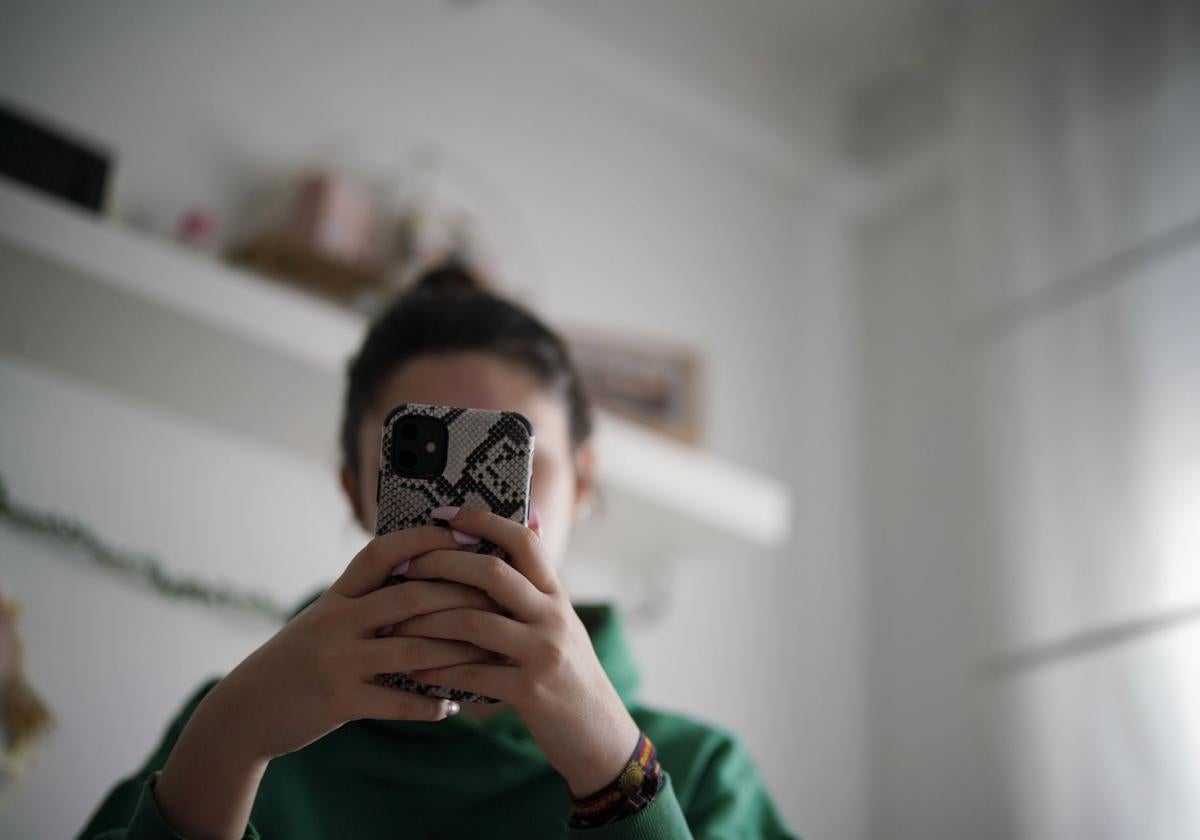 El Consistorio busca frenar el visionado de contenidos pornográficos por internet entre adolescentes.