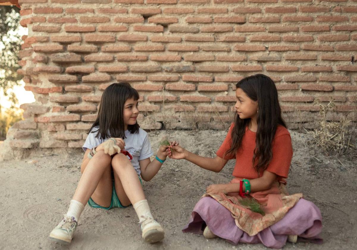 Crítica de 'La niña de la cabra' (2025): Los cuentos de la abuela