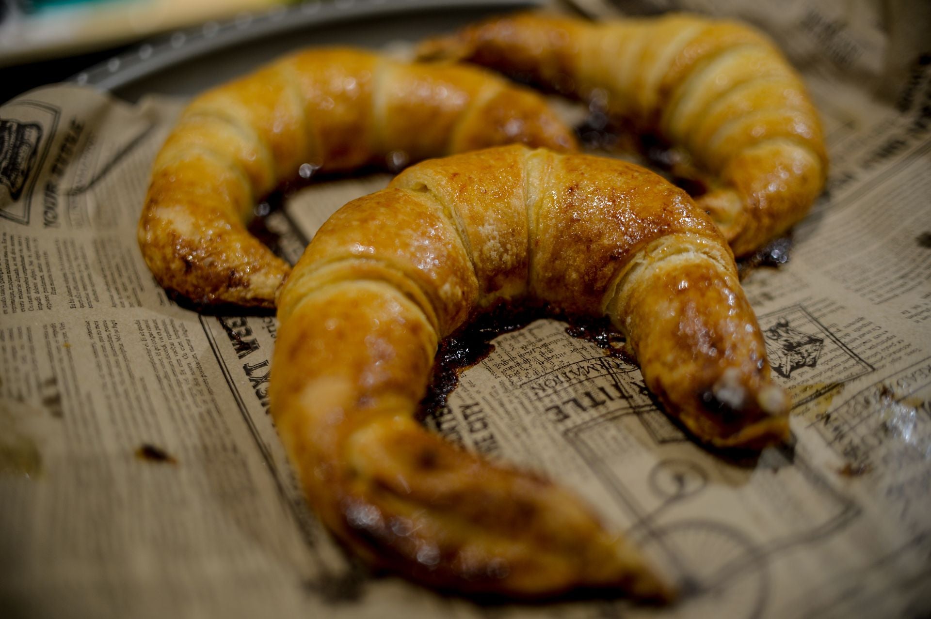 María y Luis, la pareja conocida por sus dulces caseros abre una cafetería en Bilbao con desayunos, meriendas y hasta plato del día