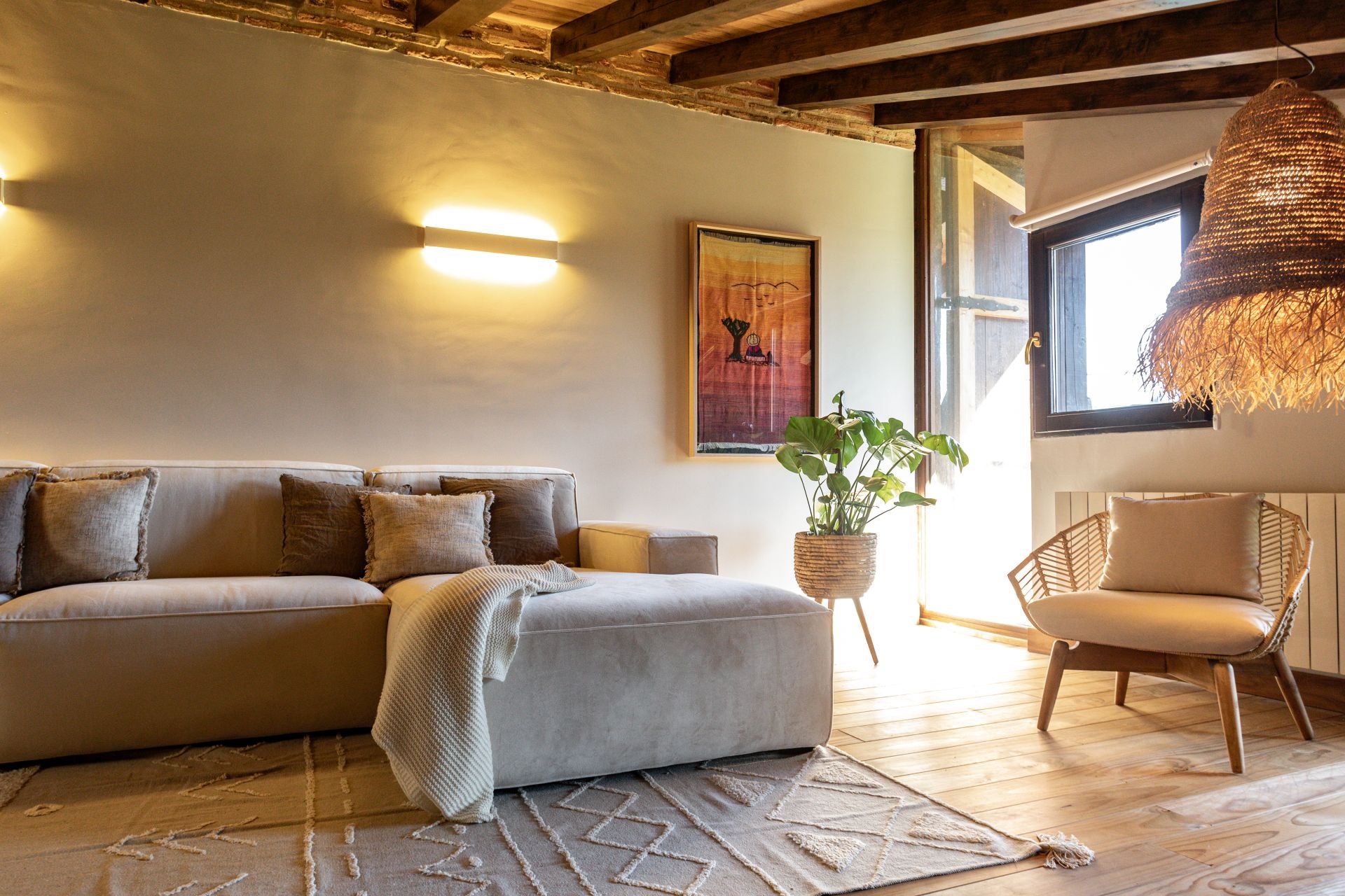 El caserío de una familia en Orozko convertido en un refugio &#039;boho chic&#039; con vistas al Gorbea