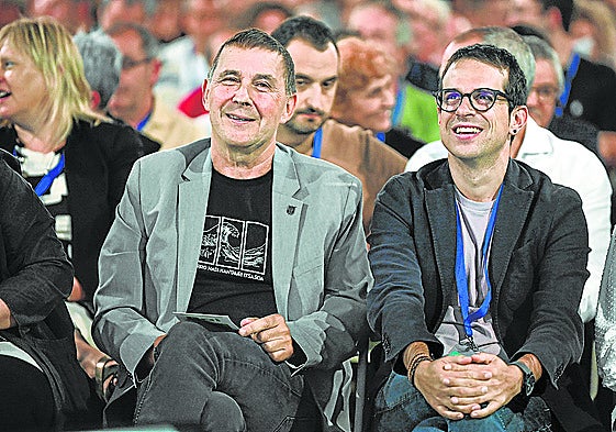 Bildu apremia al PNV a acelerar el nuevo estatus en vísperas del Aberri