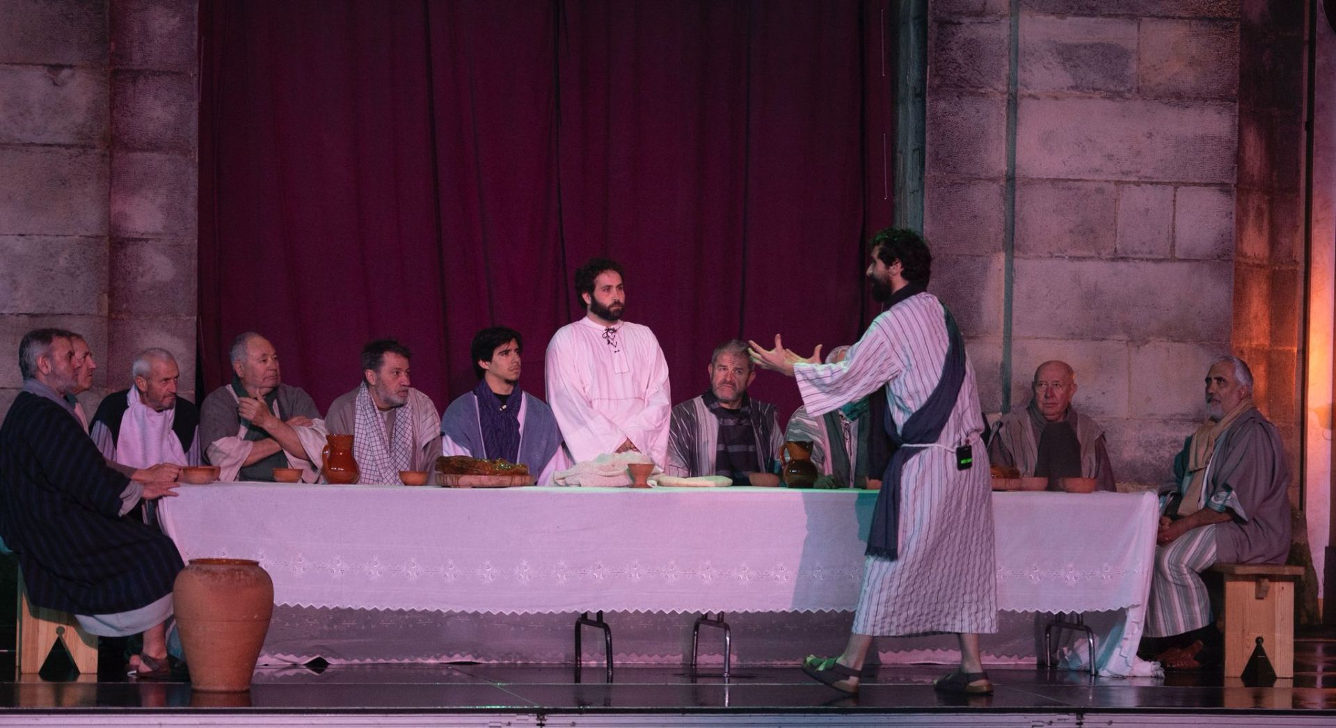 Imagen secundaria 1 - La Pasión llena de emoción la Semana Santa de Durango