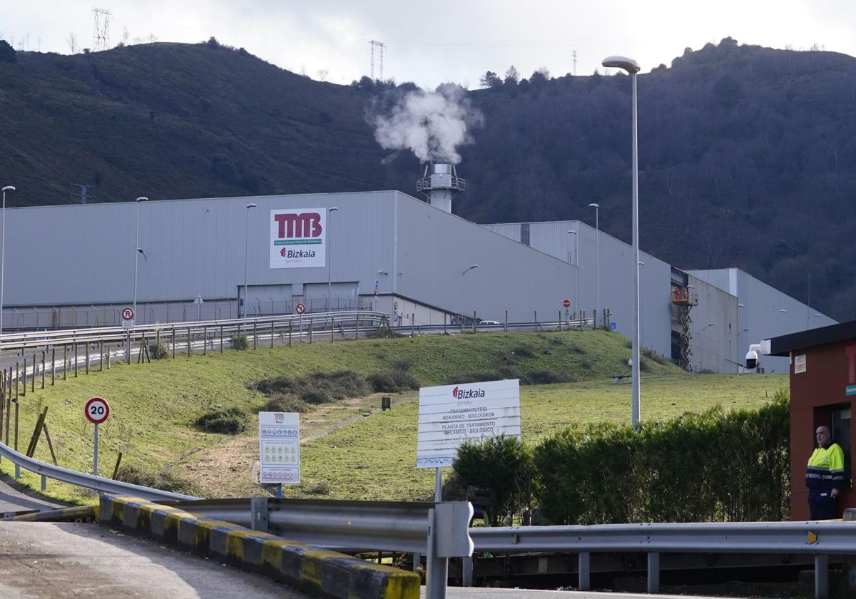 La Diputación reconoce que falló la prevención en la planta de reciclaje de Arraiz, pero no sancionará a la empresa