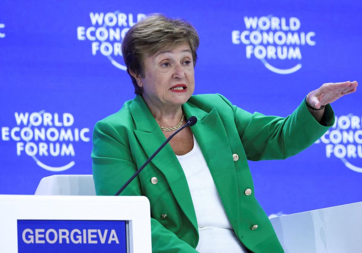 El FMI descarta una recesión global, pero anuncia rebajas notables en sus previsiones