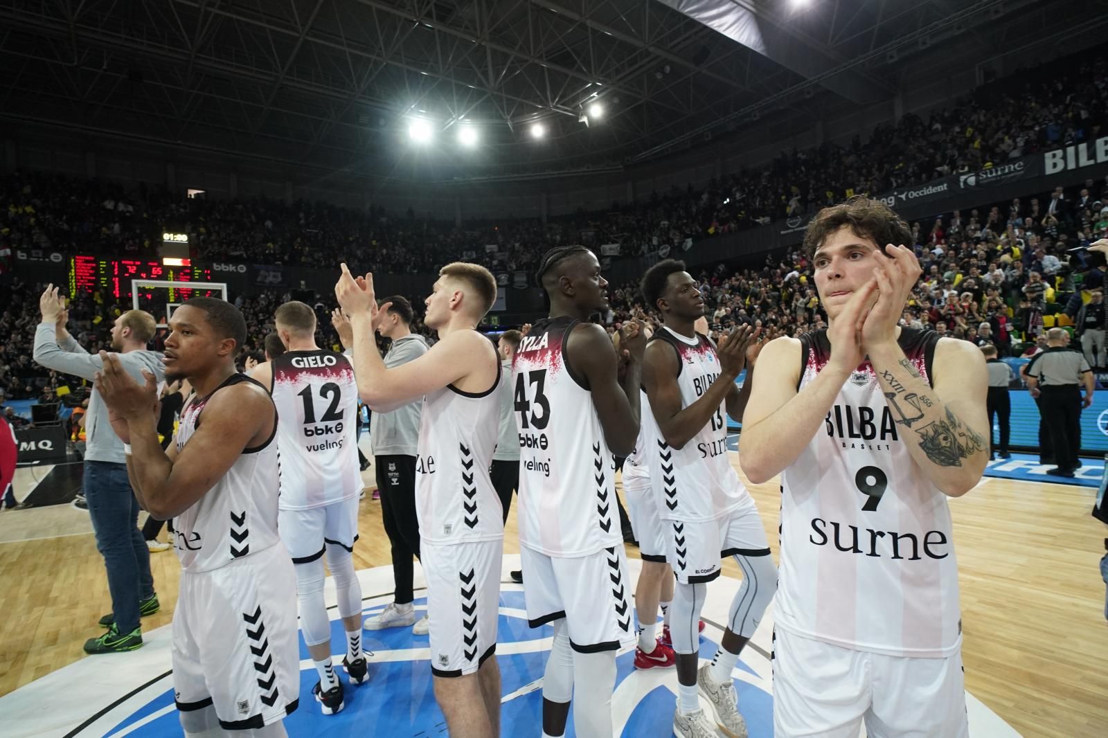 El Bilbao Basket viajero debe mejorar sus números en Grecia