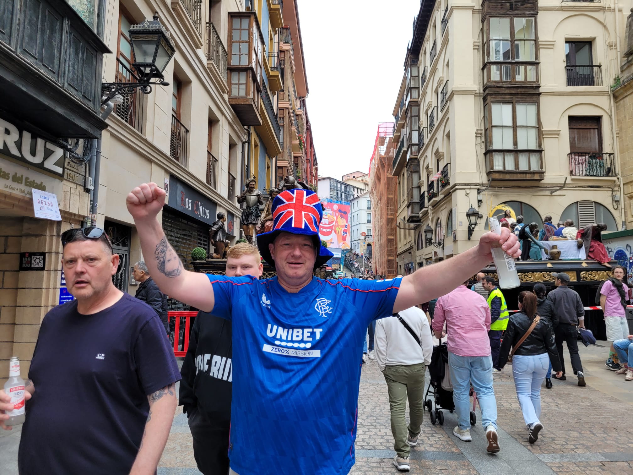 Así vivieron las aficiones del Athletic y el Rangers las horas previas al partido de San Mamés