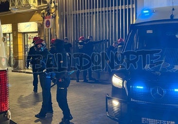 Cacheos e identificaciones a los aficionados del Rangers esta noche en el Casco Viejo