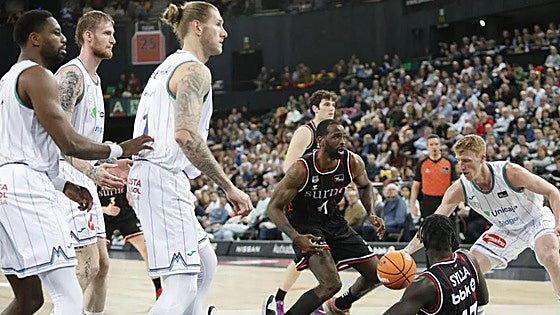 El Bilbao Basket viaja a Málaga con la mente en Grecia