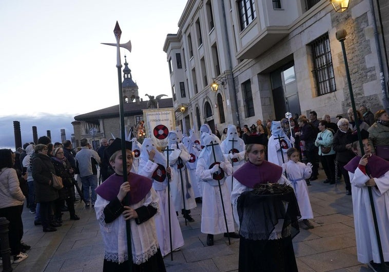 La procesión ha salido de la Iglesia de San Vicente Mártir.