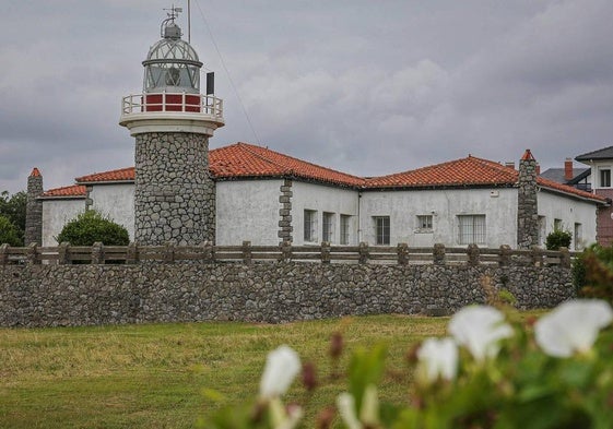 La Autoridad Portuaria se hizo cargo en 1994 del faro de La Galea, que lleva tres décadas en desuso.