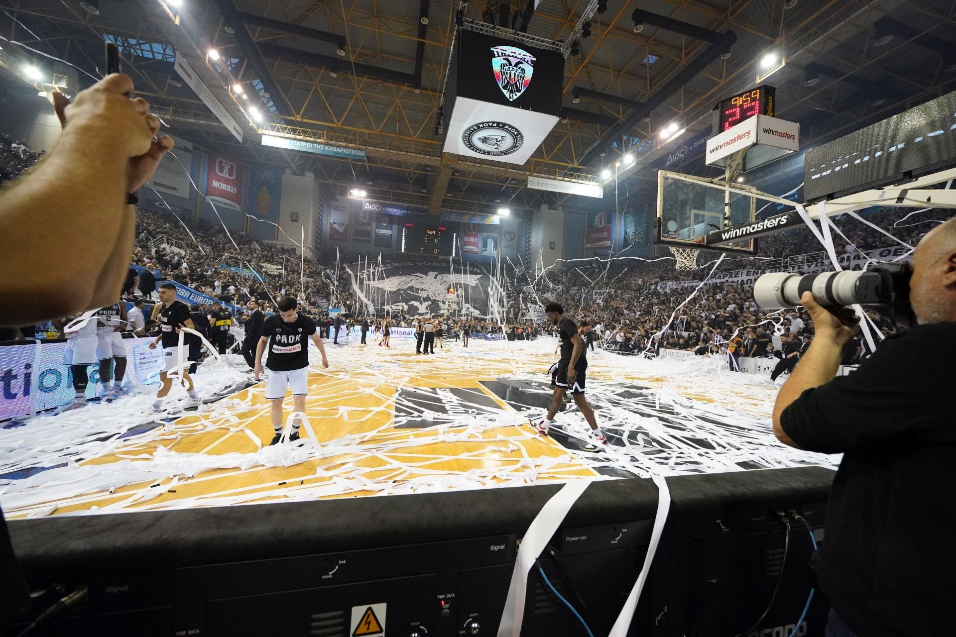 En imágenes la final de la Europe Cup, PAOK-Bilbao Basket