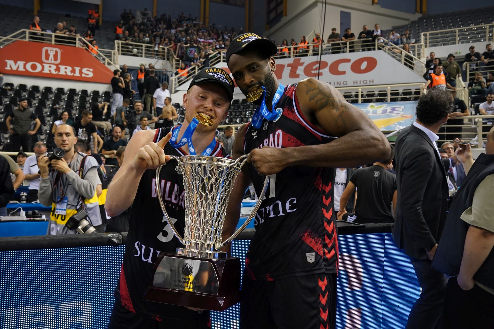 En imágenes la final de la Europe Cup, PAOK-Bilbao Basket