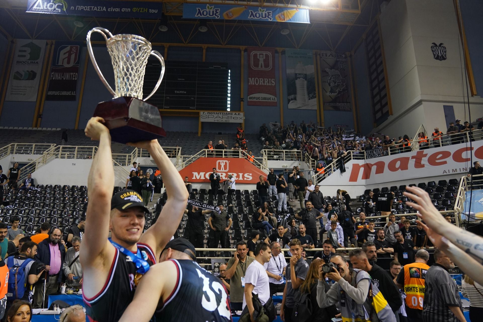 En imágenes la final de la Europe Cup, PAOK-Bilbao Basket