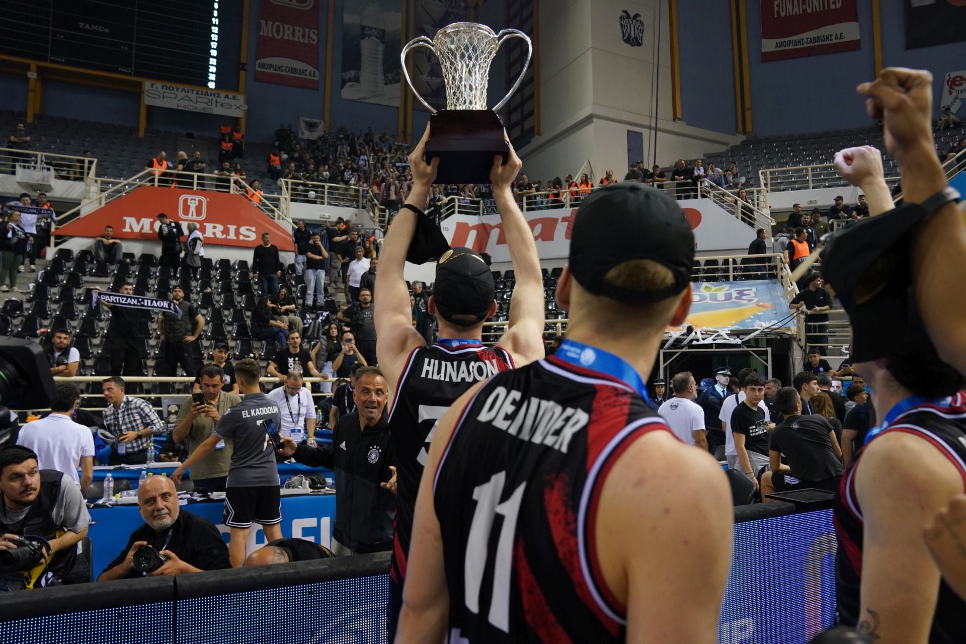 En imágenes la final de la Europe Cup, PAOK-Bilbao Basket