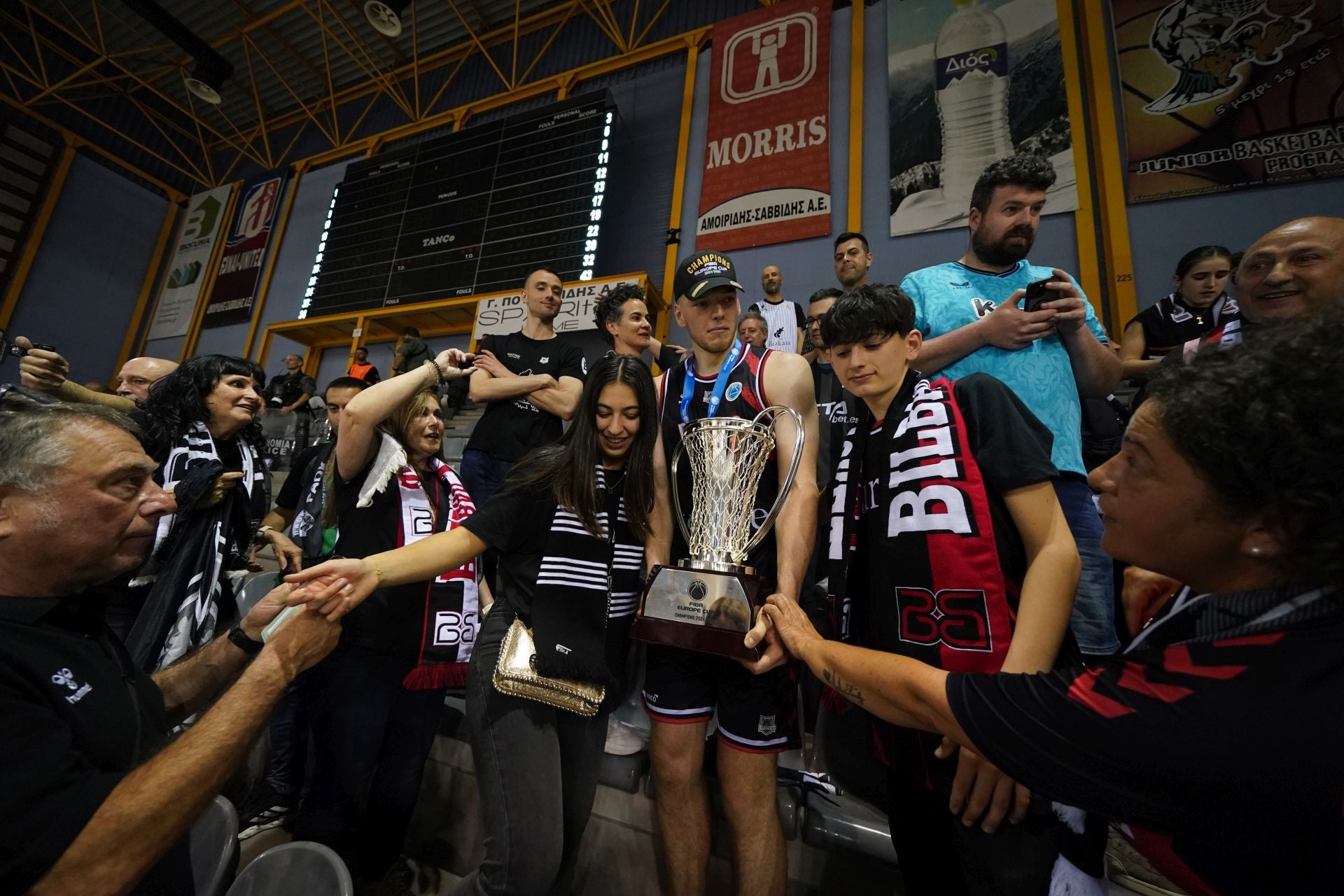 En imágenes la final de la Europe Cup, PAOK-Bilbao Basket
