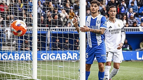 Carlos Martín y Garcés, las apuestas de Coudet contra la Real Sociedad