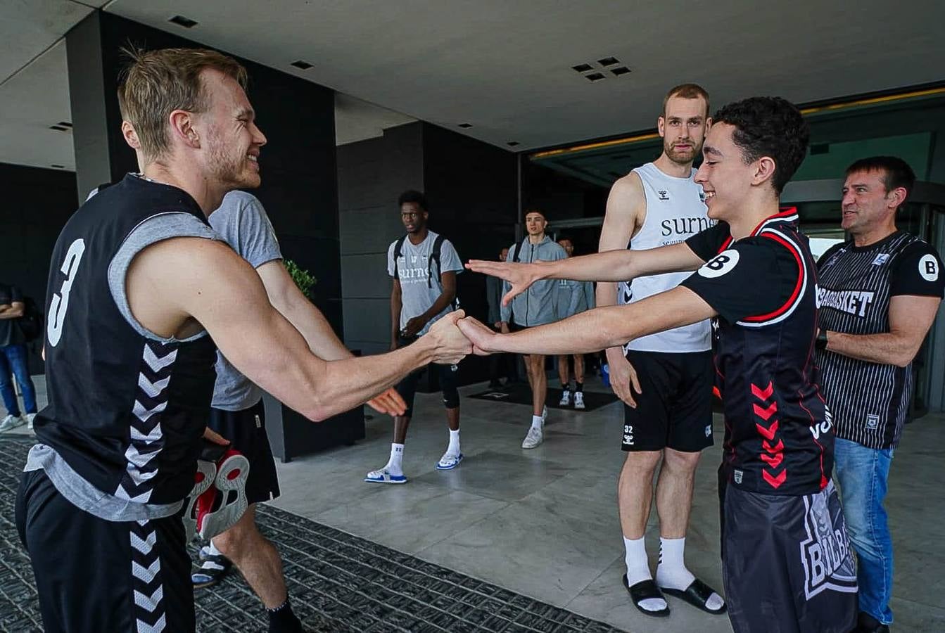 En imágenes la final de la Europe Cup, PAOK-Bilbao Basket