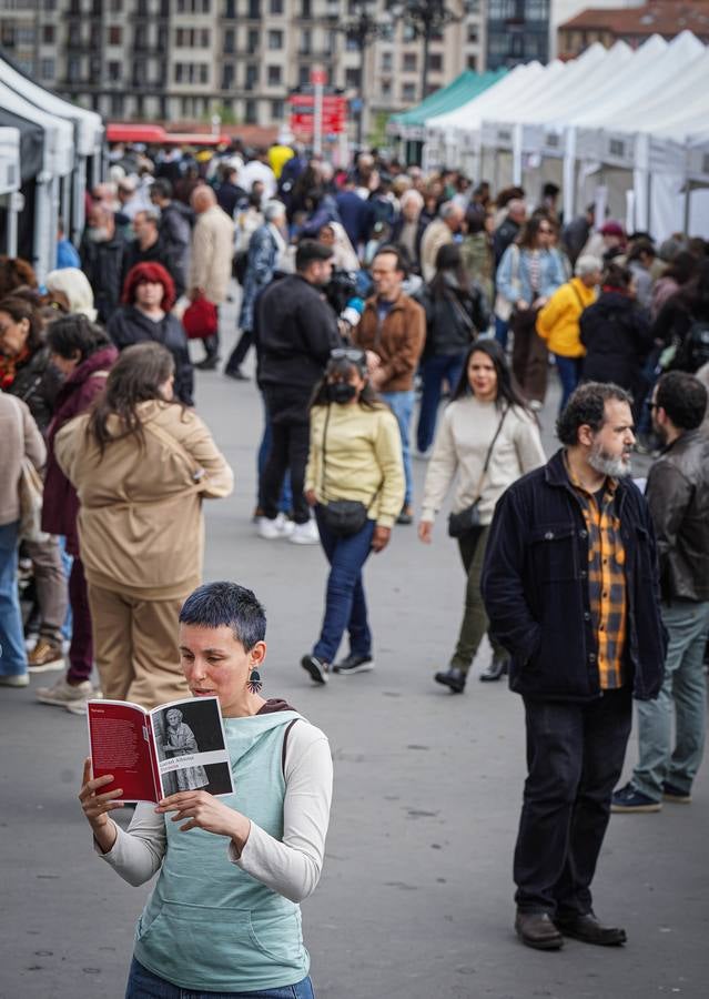 Las imágenes de la Feria del Libro de Bilbao