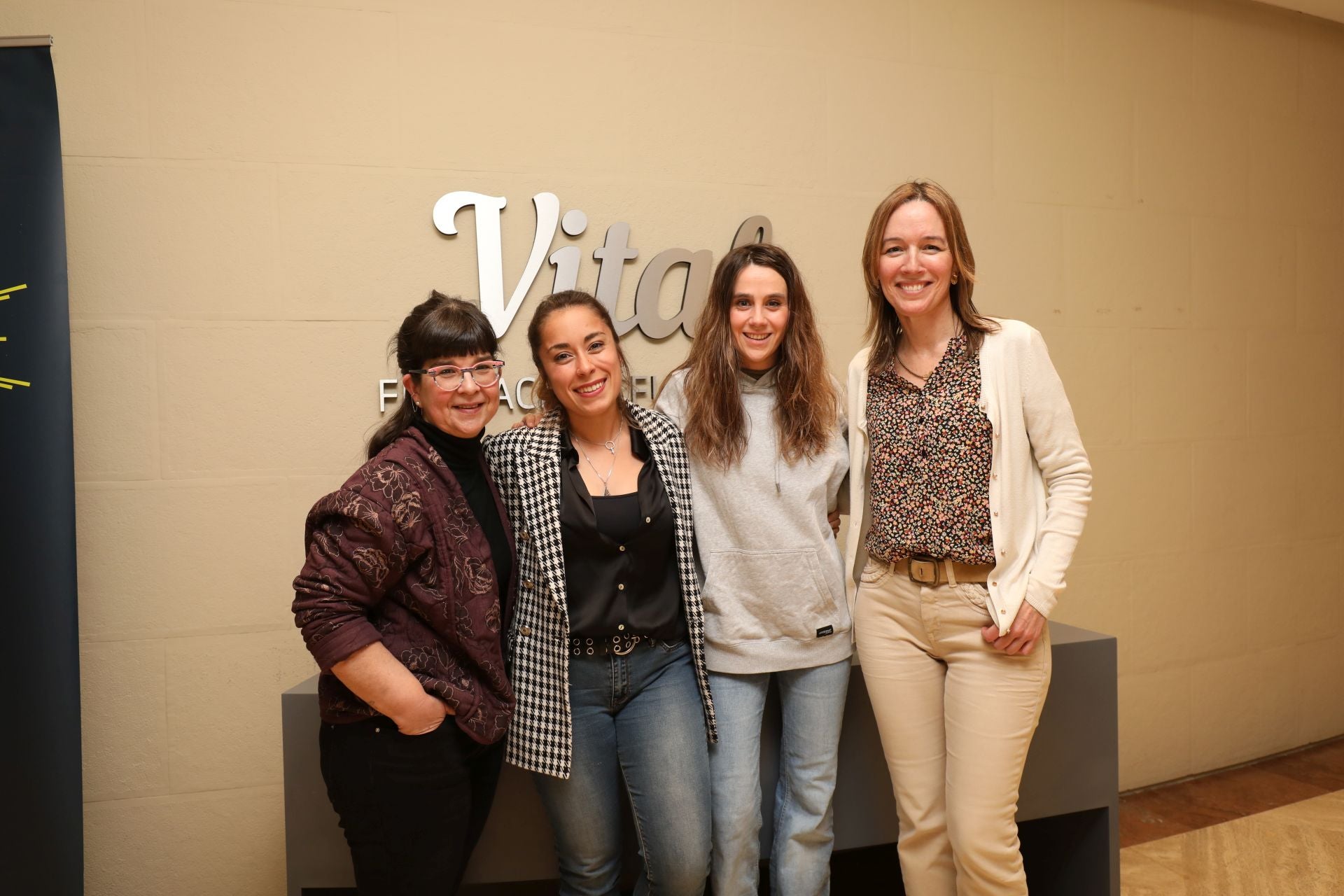 Yolanda Berganzo, Joana Sánchez, Naomi Pérez de Eulate y Arantxa Ibáñez de Opacua.
