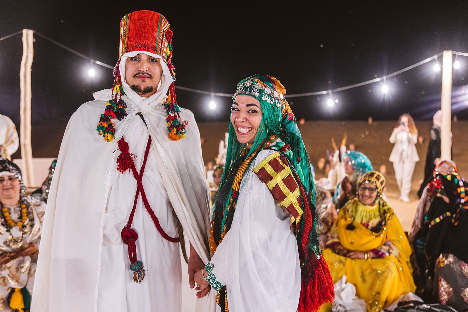 La boda de una bilbaína y un marroquí en el desierto del Sáhara con aurresku, ikurriña y mucho amor