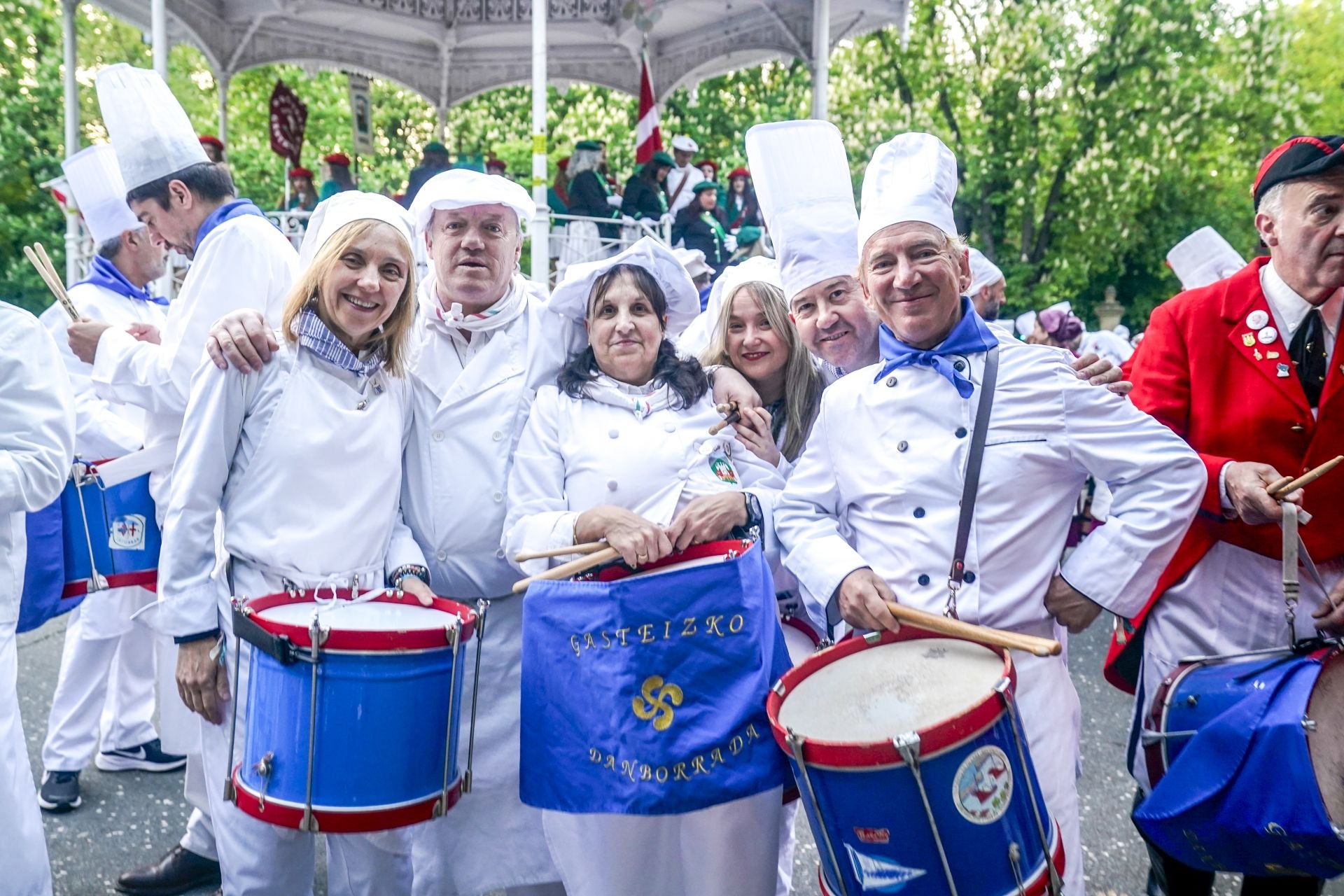 Las mejores imágenes de la Tamborrada vespertina