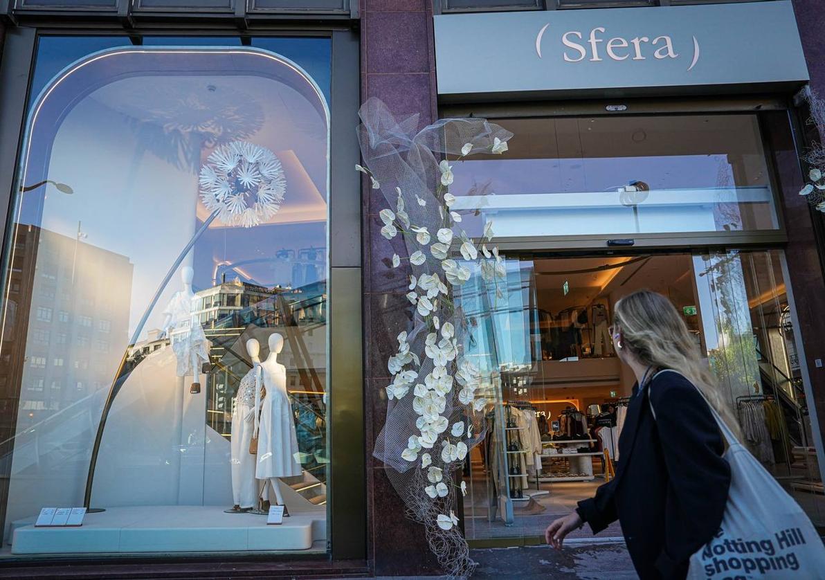 Sfera reabre su tienda en la Plaza Moyúa de Bilbao