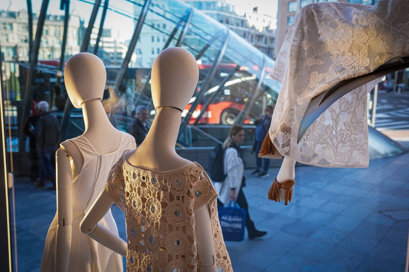 Sfera reabre su tienda en la Plaza Moyúa de Bilbao