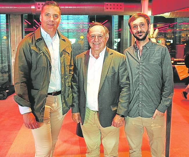 Rodrigo Ameijide, Tomás Postigo y Juan Postigo.