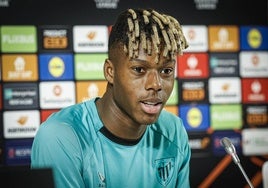 Nico, sobre su futuro: «No quiero mirar más allá de esta Europa League, pero estoy superfeliz aquí»