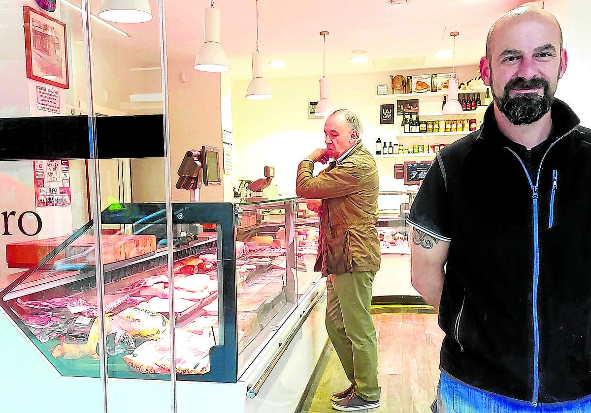 Comerciantes de Getxo sufren graves pérdidas tras el incendio que les dejó 23 horas sin luz