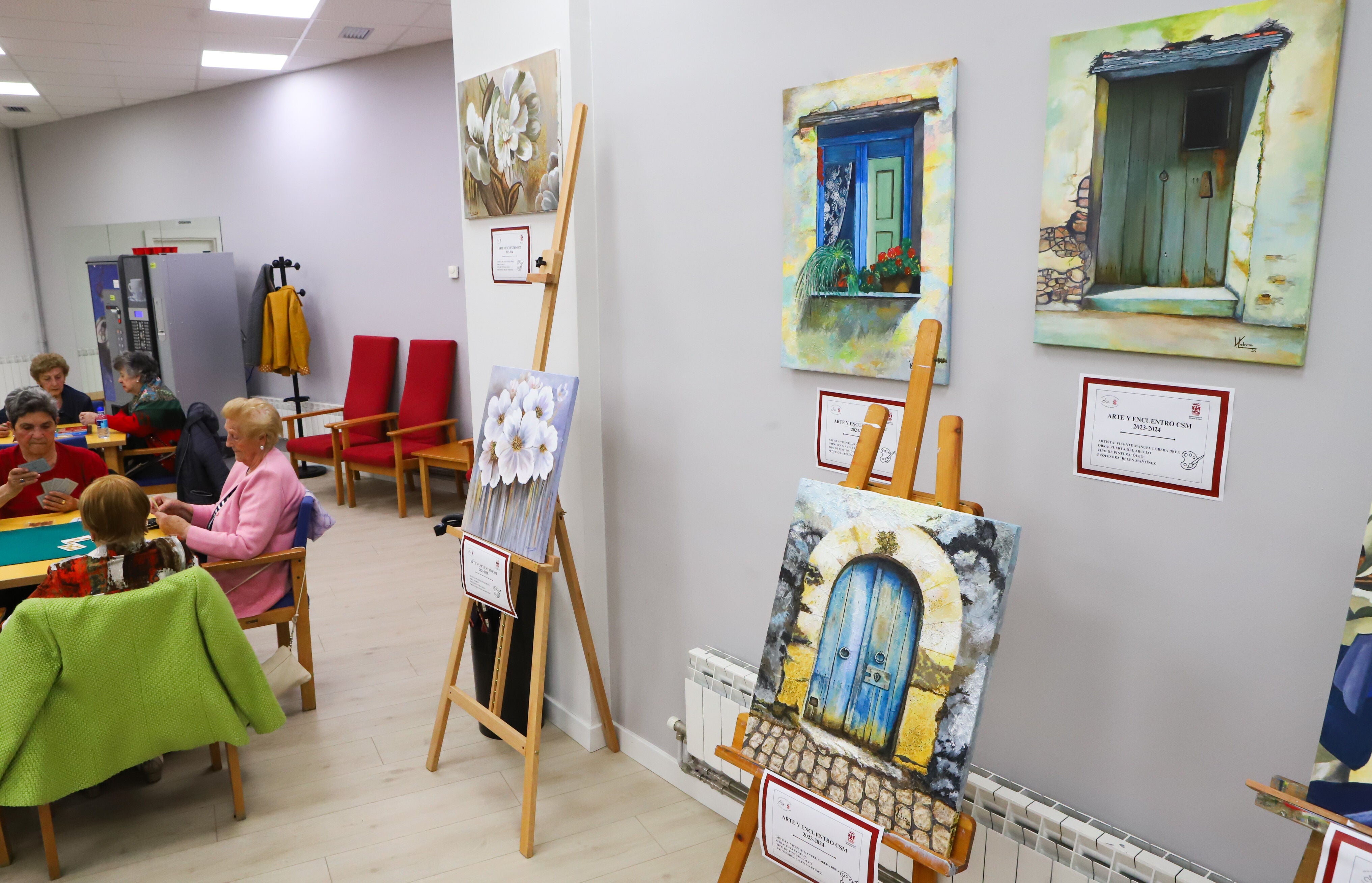 Talleres de pintura, yoga y expresión artística para las personas mayores de Miranda