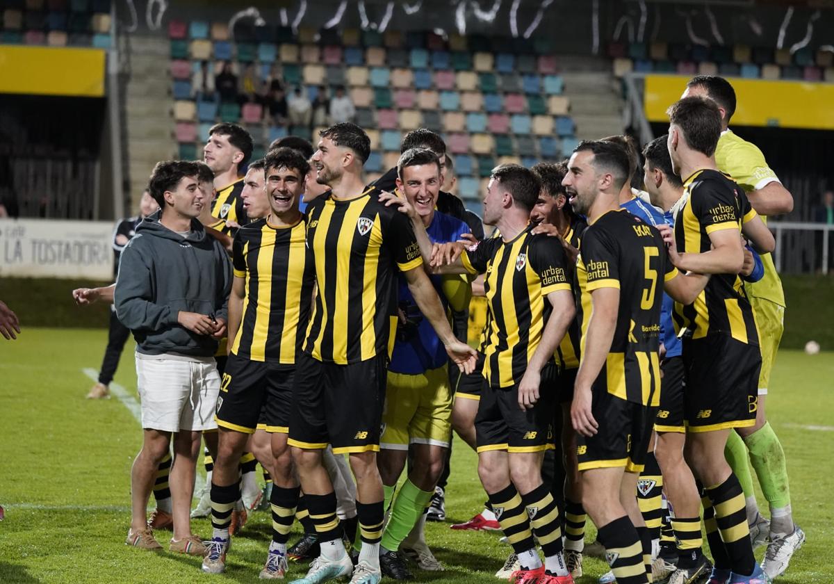 El Barakaldo sella virtualmente la permanencia a costa del Amorebieta
