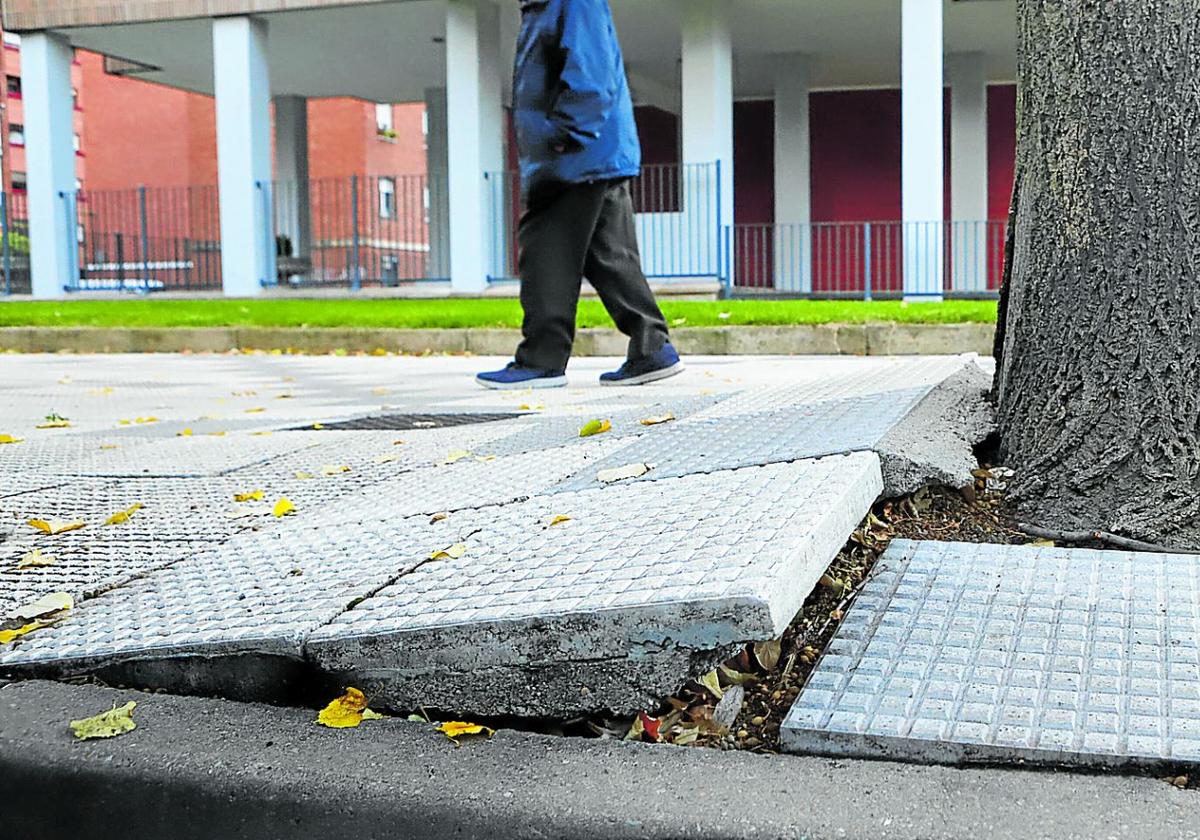 Las caídas por el mal estado de las aceras provocan más de 20 reclamaciones anuales en Miranda