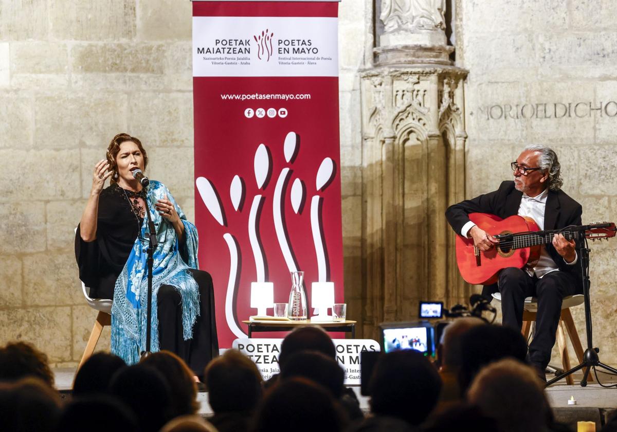 Estrella Morente emociona en su debut en la poesía