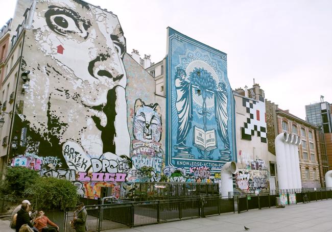 En París también cabe el arte alternativo.