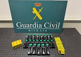 Incautan una veintena de botellas con estimulante sexual líquido en el aeropuerto de Bilbao