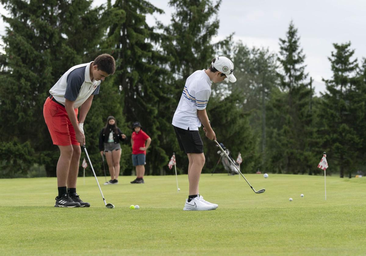 Larrabea acoge a más de un centenar de jugadores en el Campeonato de España de golf