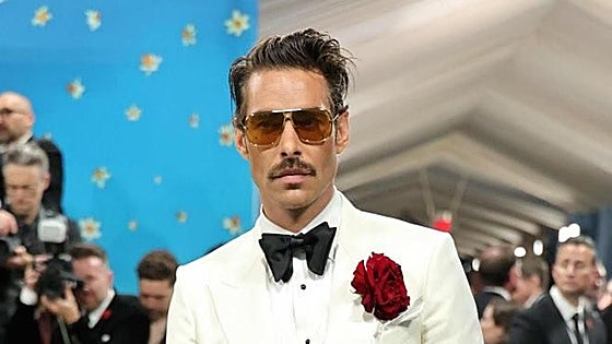 Jon Kortajarena, el bilbaíno que deslumbra en la Gala MET 2025 de Nueva York