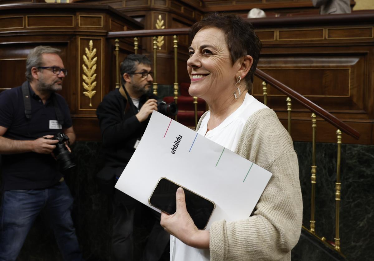Bildu pide «rigor» a Sánchez pero acusa «a la derecha» de buscar «el caos»