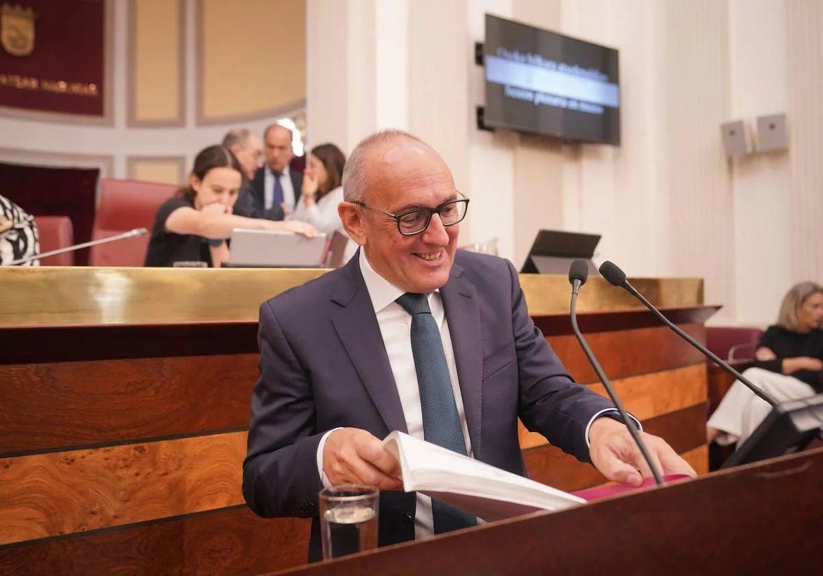 Ramiro González carga contra el proyecto del nuevo plan general de Llodio por «expulsar empresas»