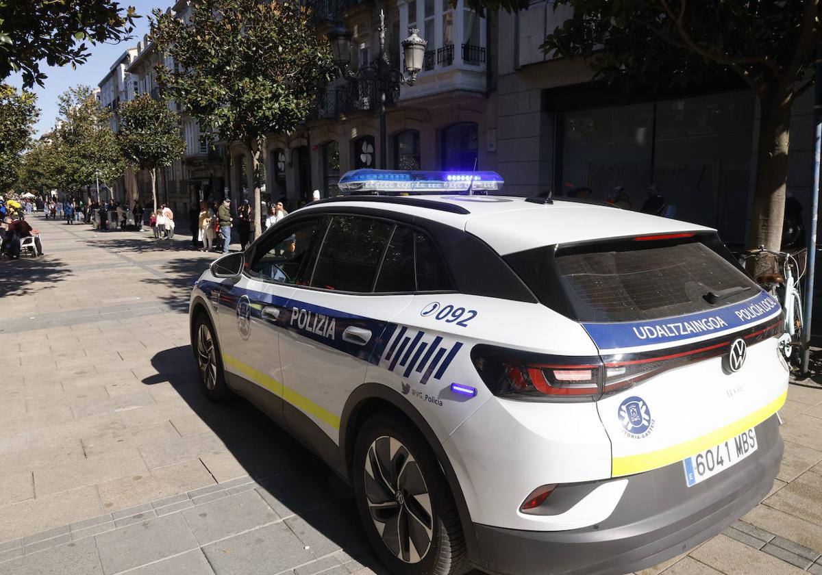 Arrestan en Vitoria a un joven por tráfico de drogas