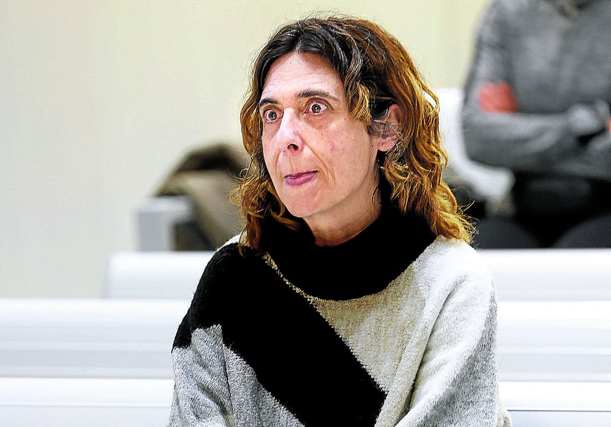 La Justicia absuelve a una etarra por sufrir «tratos inhumanos» de la Policía