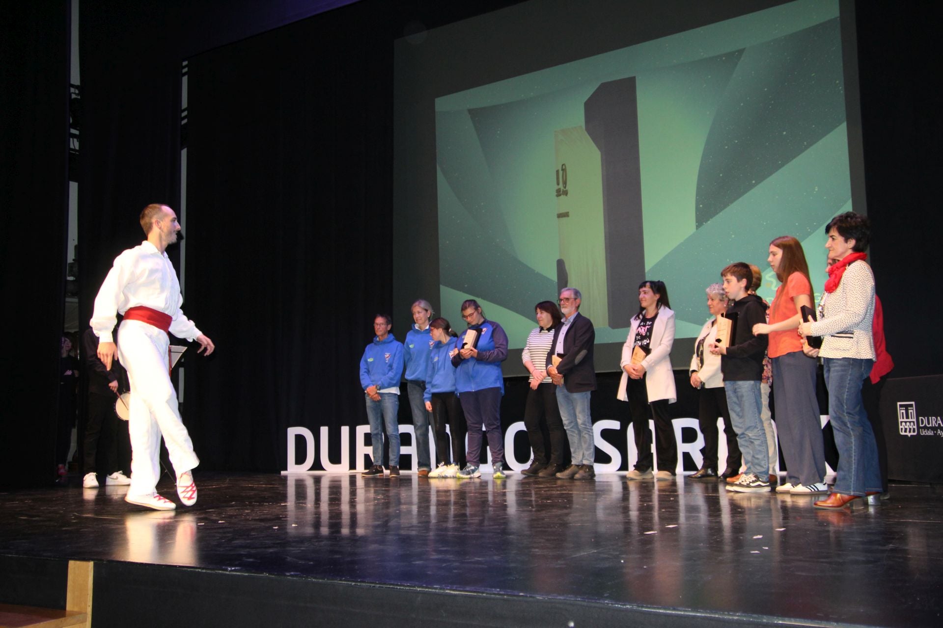 Durango reconoce a vecinos y entidades por su contribución al municipio